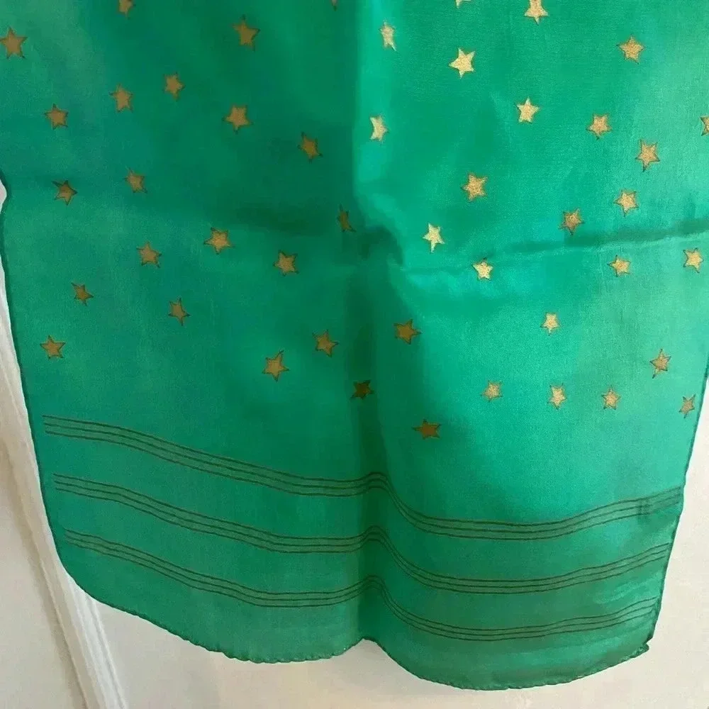 Baar & Beards Inc Vintage Silk Blend Long Green Scarf